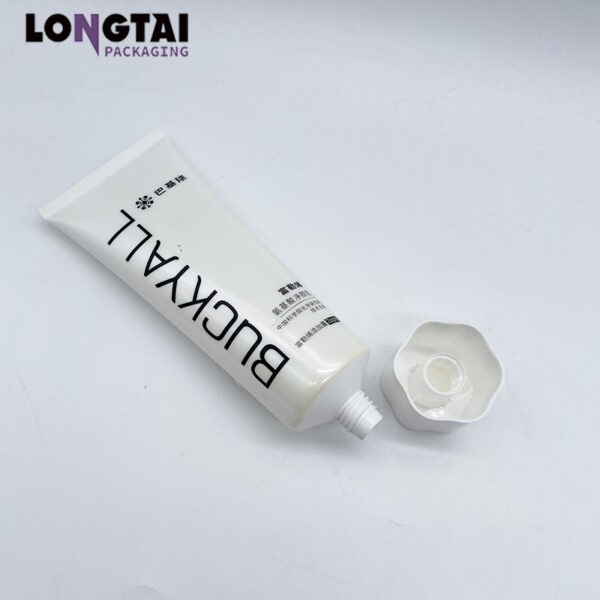 D40 plastic cleanser packaging tube